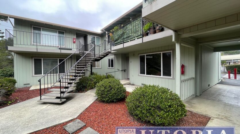 865 Monterey Avenue - Unit D - Capitola - California - 2 bed, 1 bath rental property