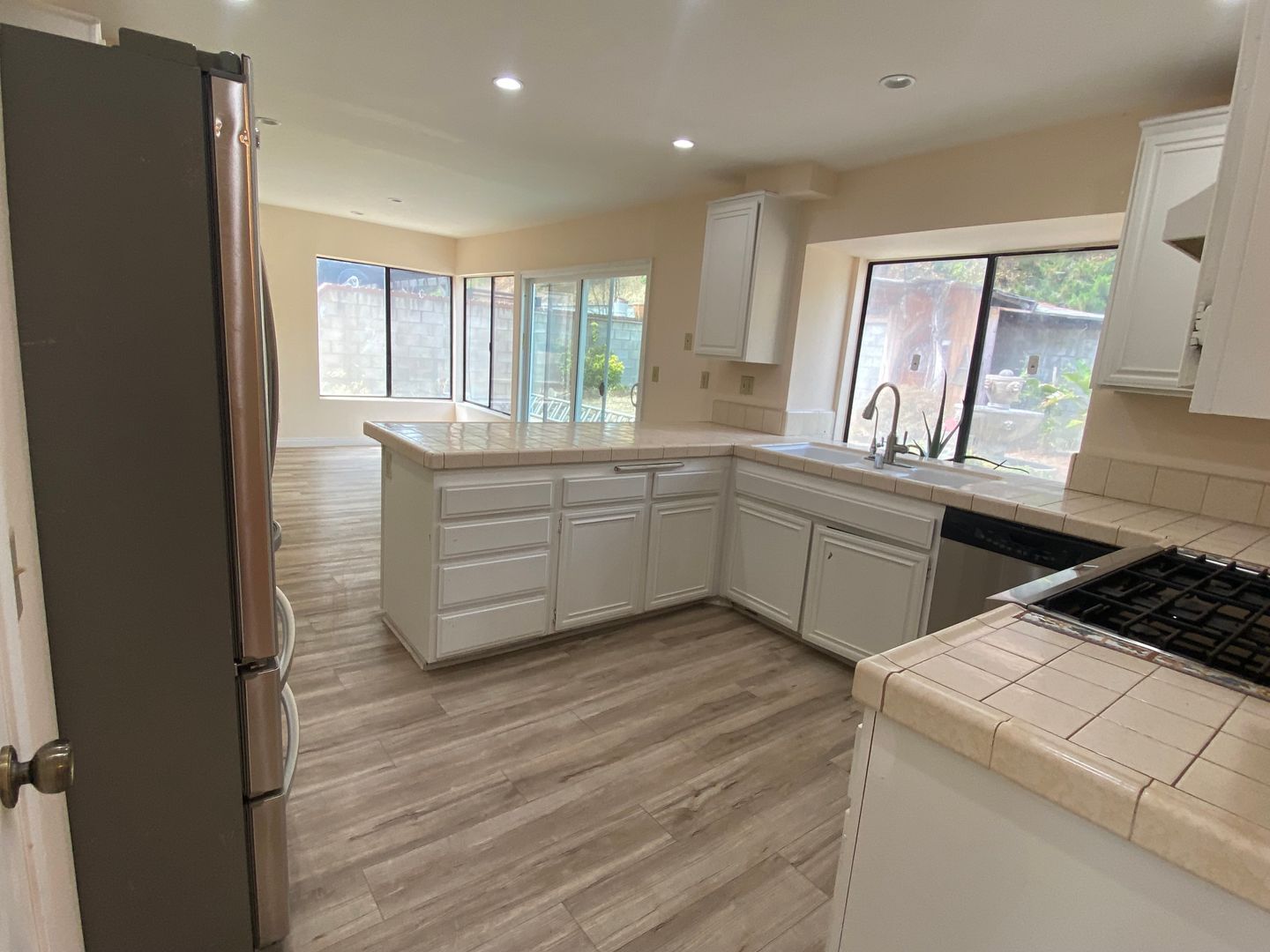 6709 Corie Ln - California - 4 bed, 3.5 bath rental property