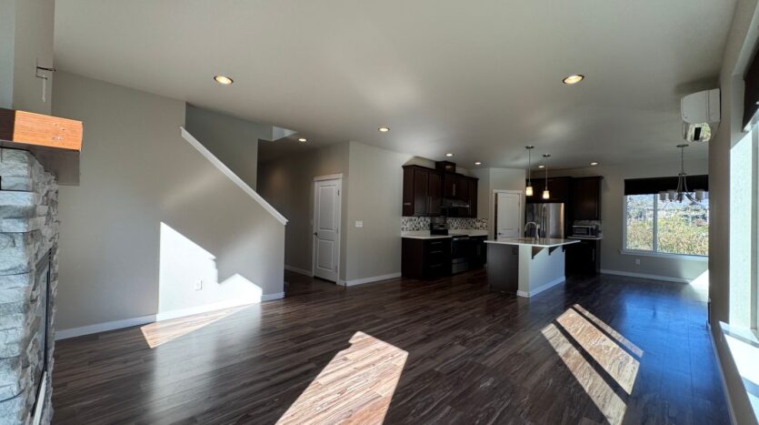9000 Bay Cir - Blaine - Washington - 3 bed, 2.5 bath rental property