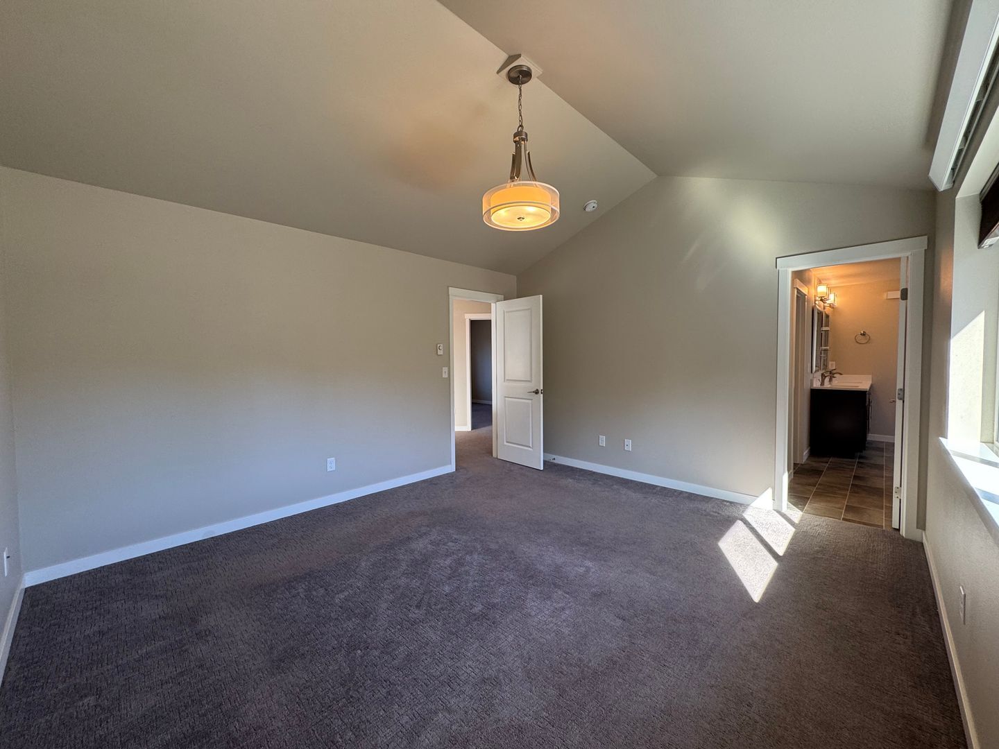 9000 Bay Cir - Blaine - Washington - 3 bed, 2.5 bath rental property