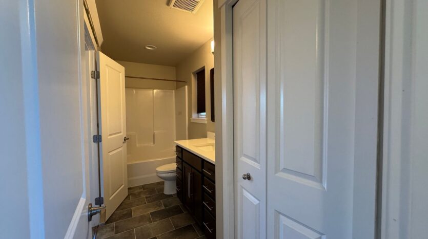 9000 Bay Cir - Blaine - Washington - 3 bed, 2.5 bath rental property