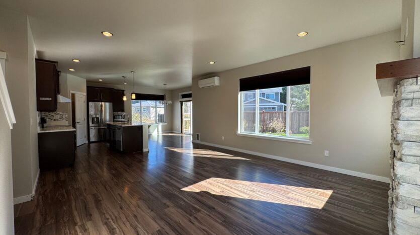 9000 Bay Cir - Blaine - Washington - 3 bed, 2.5 bath rental property