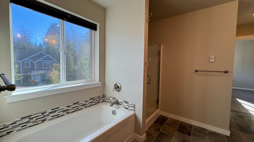 9000 Bay Cir - Blaine - Washington - 3 bed, 2.5 bath rental property