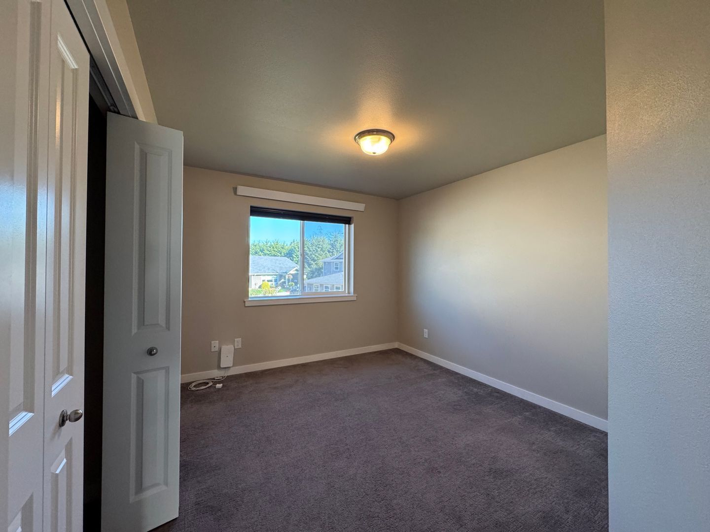 9000 Bay Cir - Blaine - Washington - 3 bed, 2.5 bath rental property