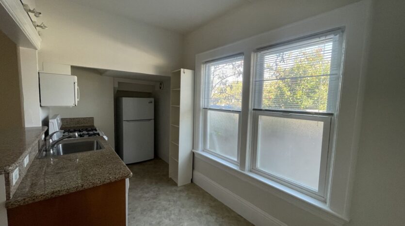 909 Virginia Street Unit A - Vallejo - California - 2 bed, 1 bath rental property