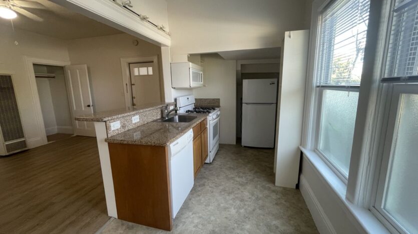 909 Virginia Street Unit A - Vallejo - California - 2 bed, 1 bath rental property