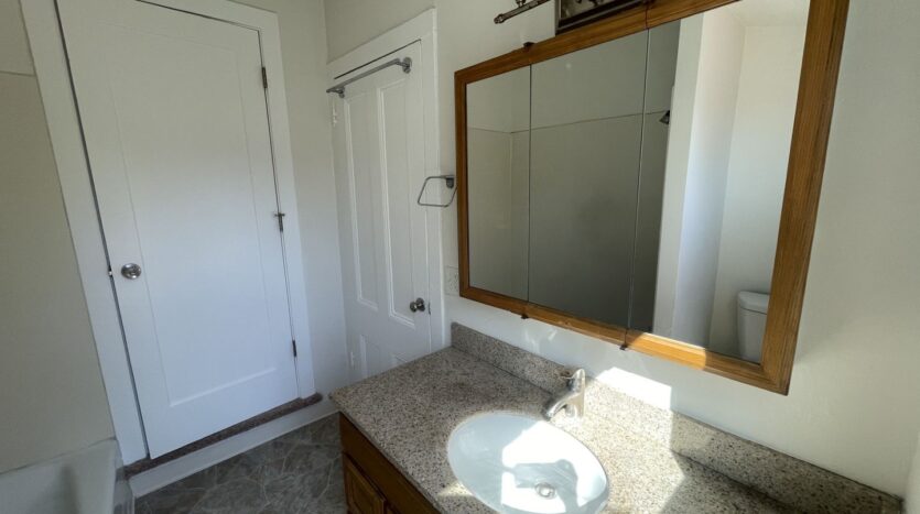 909 Virginia Street Unit A - Vallejo - California - 2 bed, 1 bath rental property