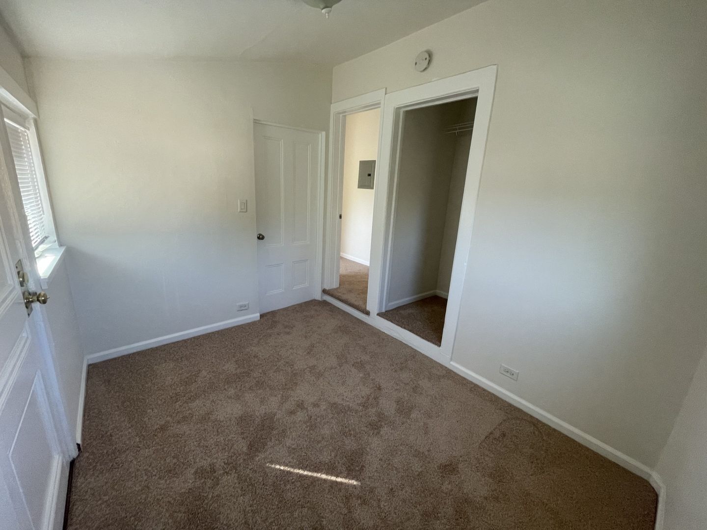 909 Virginia Street Unit A - Vallejo - California - 2 bed, 1 bath rental property