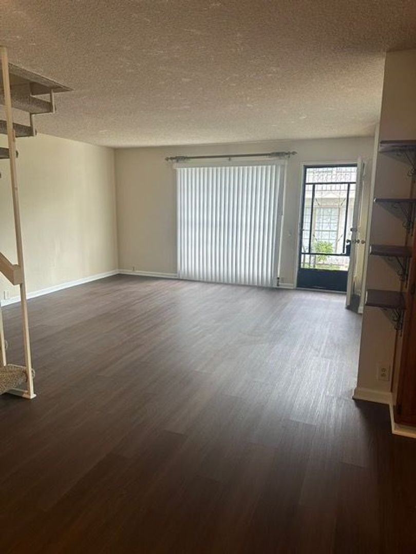 9568 Easter Way - San Diego - California - 3 bed, 2 bath rental property