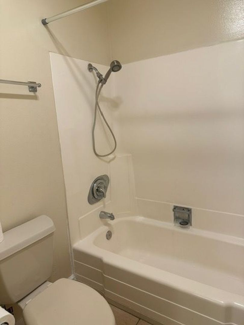 9568 Easter Way - San Diego - California - 3 bed, 2 bath rental property