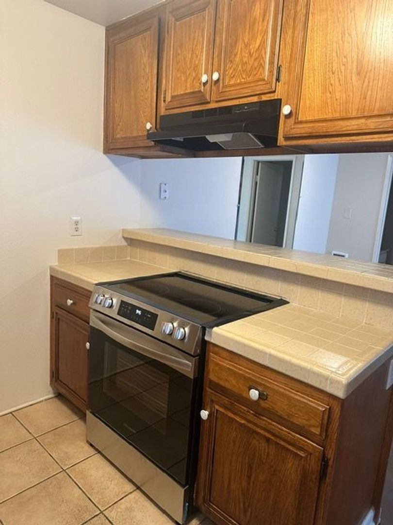 9568 Easter Way - San Diego - California - 3 bed, 2 bath rental property
