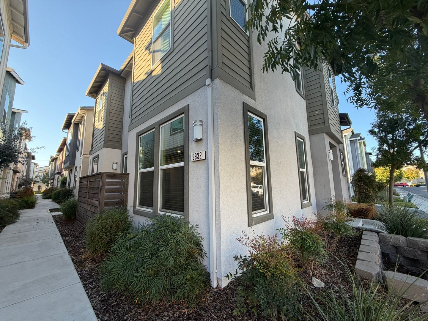 9932 Del Surf Lane  - Elk Grove - California - 3 bed, 2 bath rental property