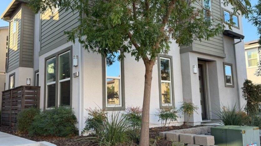 9932 Del Surf Lane  - Elk Grove - California - 3 bed, 2 bath rental property