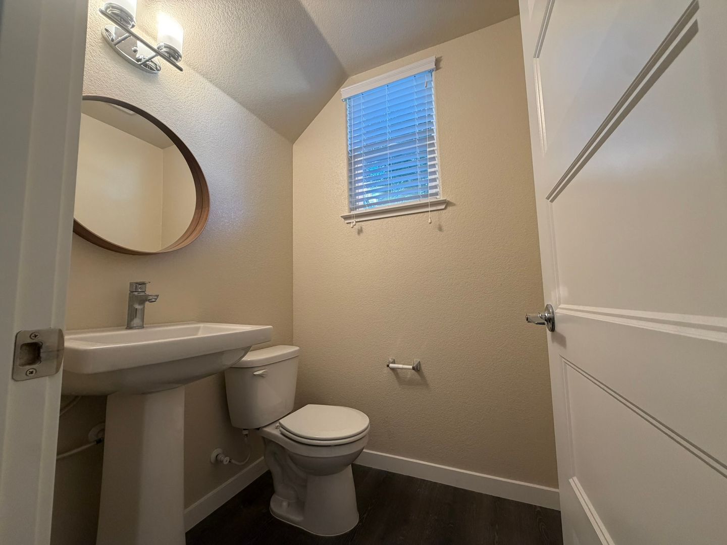 9932 Del Surf Lane  - Elk Grove - California - 3 bed, 2 bath rental property