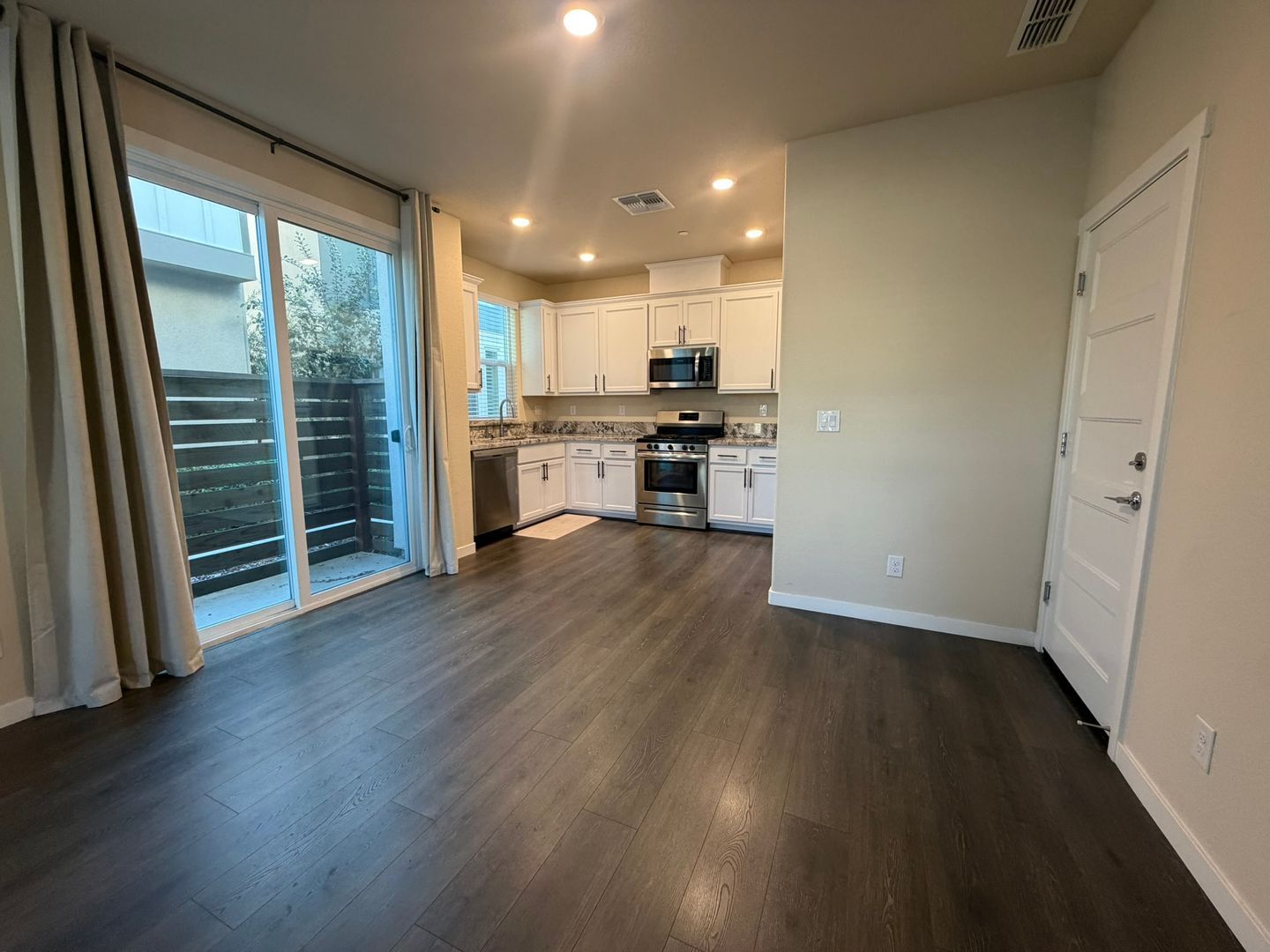 9932 Del Surf Lane  - Elk Grove - California - 3 bed, 2 bath rental property