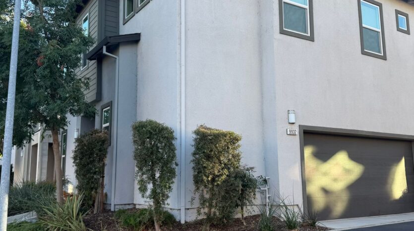 9932 Del Surf Lane  - Elk Grove - California - 3 bed, 2 bath rental property