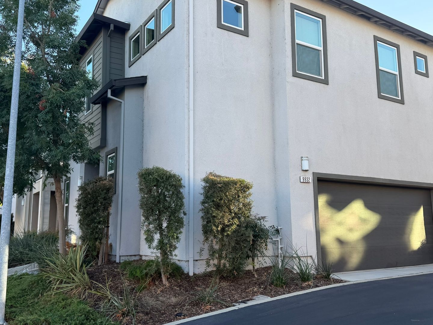 9932 Del Surf Lane  - Elk Grove - California - 3 bed, 2 bath rental property