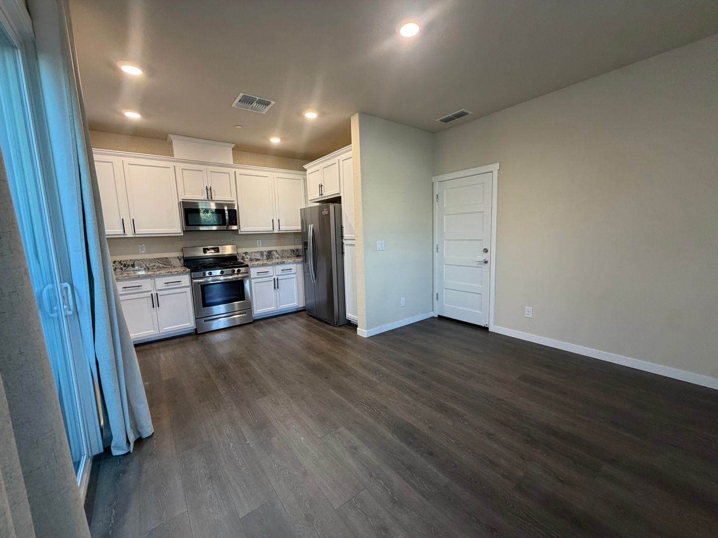 9932 Del Surf Lane  - Elk Grove - California - 3 bed, 2 bath rental property