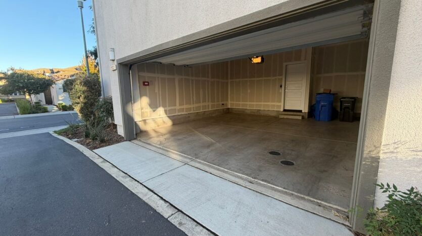 9932 Del Surf Lane  - Elk Grove - California - 3 bed, 2 bath rental property