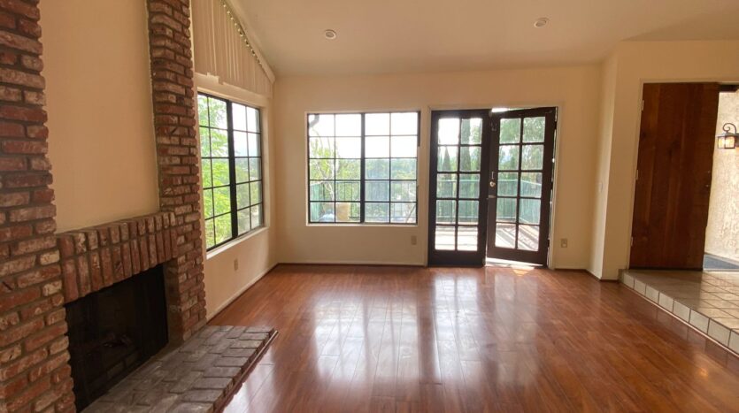 6709 Corie Ln - California - 4 bed, 3.5 bath rental property