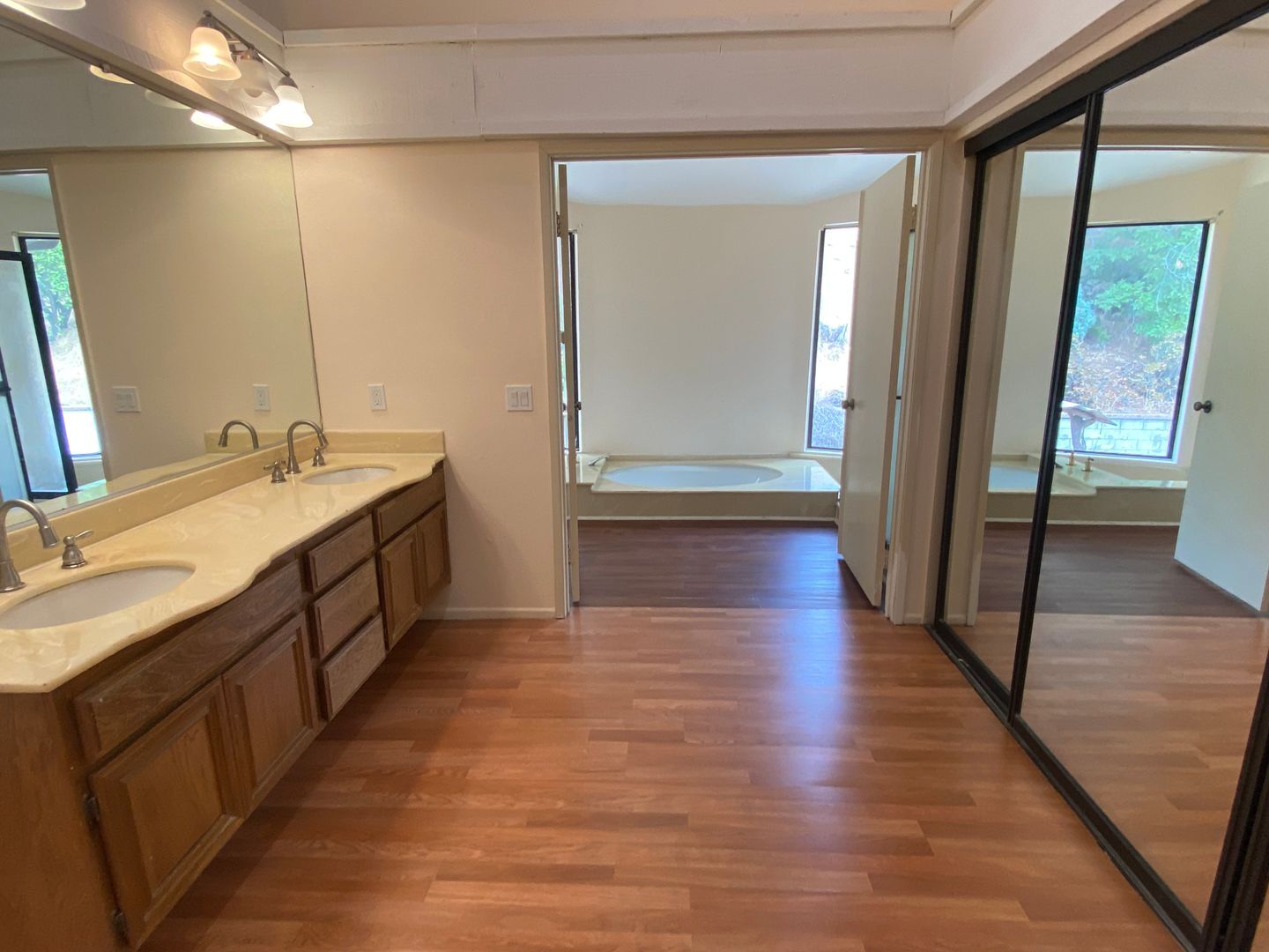 6709 Corie Ln - California - 4 bed, 3.5 bath rental property